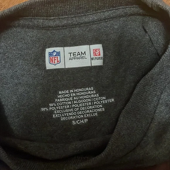 patriots tee, gronkowsi (87) on the back!! NFL apparel - Picture 3 of 3